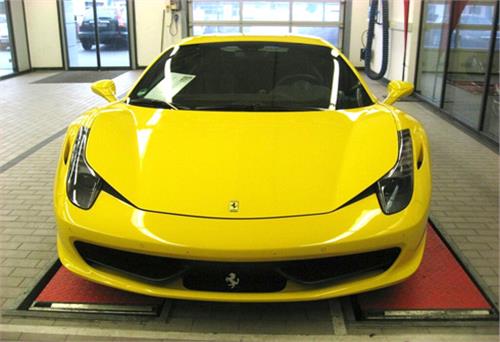 Siêu xe Ferrari 458 Italia thứ 3 về Việt Nam