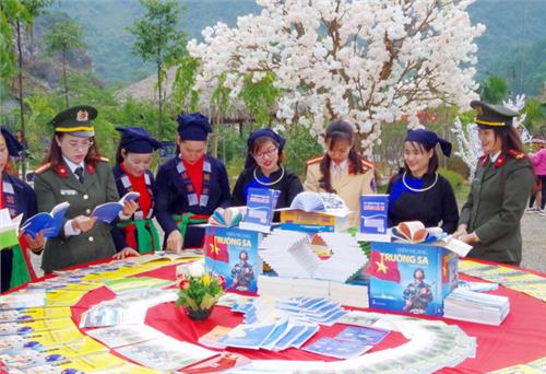 Xử lý thông tin xấu, độc trên không gian mạng