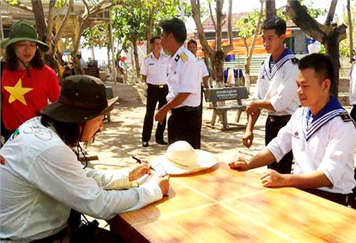 Không thể chia cắt tình yêu đất nước