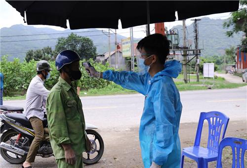 Phòng, chống lây nhiễm trong cộng đồng: Ý thức người dân đóng vai trò quan trọng