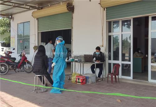 Xuất hiện các điểm xét nghiệm COVID-19 trái phép gần KCN Điềm Thụy