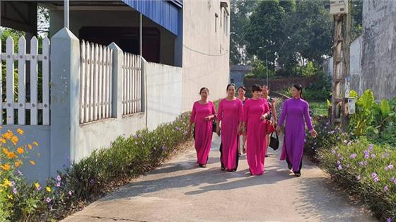  Tổ chức cuộc thi “Đường hoa phụ nữ”