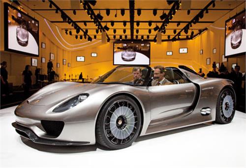 Porsche 918 Spyder concept gây kinh ngạc tại Geneva