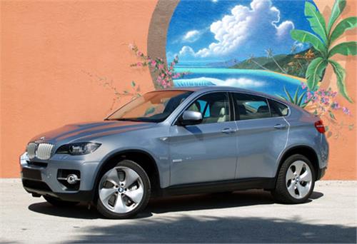 Xe hybrid mạnh nhất thế giới lộ diện