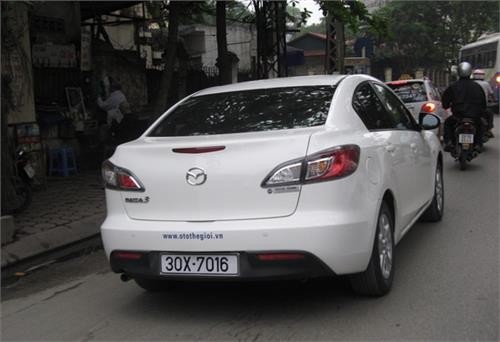 Điều chỉnh giá tính lệ phí trước bạ với ôtô, xe máy