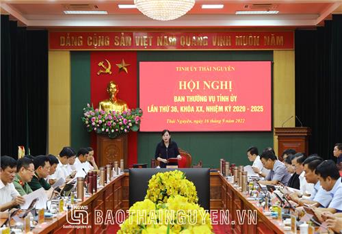 Cho ý kiến vào các nội dung phát triển kinh tế - xã hội