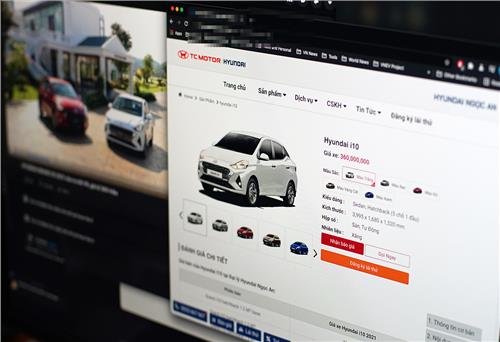 Mua sắm ô tô trực tuyến: Từ xu hướng trở thành ''bình thường mới''