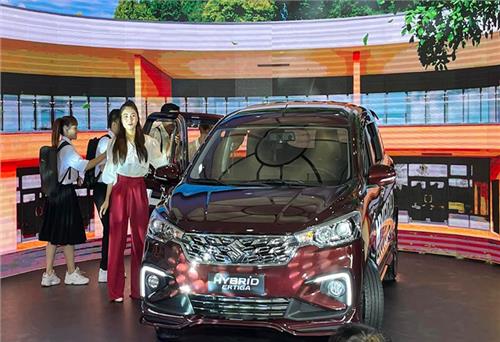 Thị trường ô tô Việt Nam đón mẫu xe đa dụng (MPV) điện hóa đầu tiên
