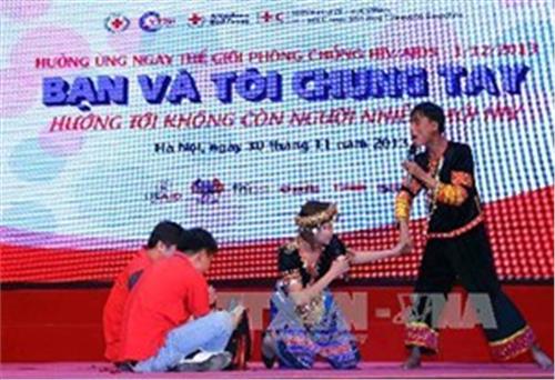 Míttinh hưởng ứng Tháng quốc gia phòng, chống HIV/AIDS