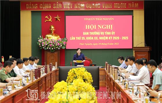 Xem xét, cho ý kiến vào nhiều nội dung quan trọng