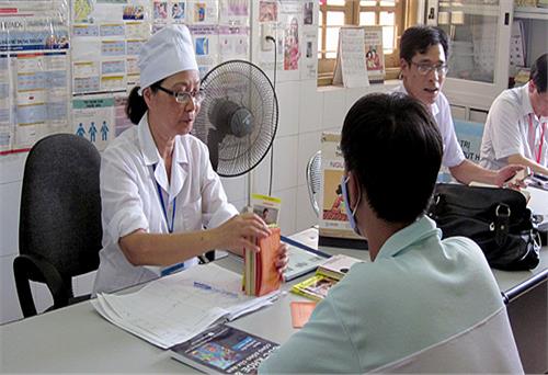 Người nhiễm HIV là cán bộ, viên chức đang gia tăng