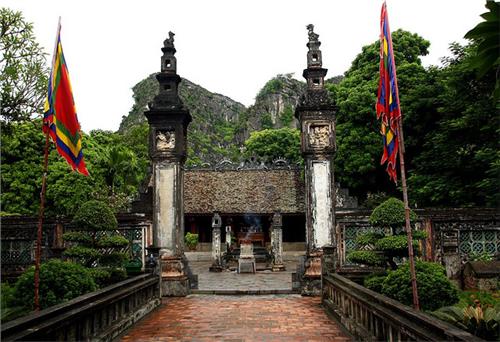  Tuyên truyền kỷ niệm 1050 năm Nhà nước Đại Cồ Việt
