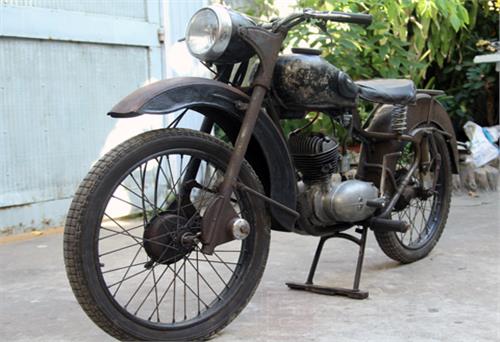 Hàng độc Việt Nam Minsk M1-A 1951