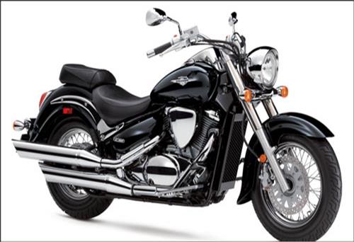 Suzuki Boulevard C50 2013 – Người hùng tái xuất