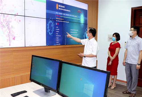 Triển khai toàn diện các giải pháp công nghệ số