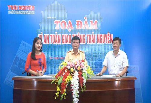 Tọa đàm: Vì an toàn giao thông Thái Nguyên