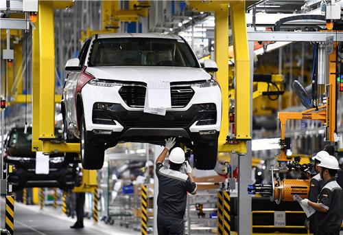 Thị trường ô tô trong nước duy trì đà phục hồi trong toàn năm 2021