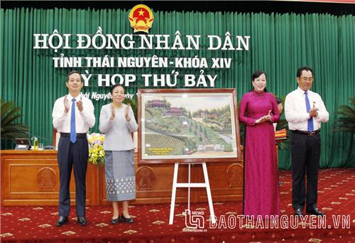 Đoàn đại biểu Quốc hội Lào tham dự Kỳ họp thứ 7 của HĐND tỉnh Thái Nguyên