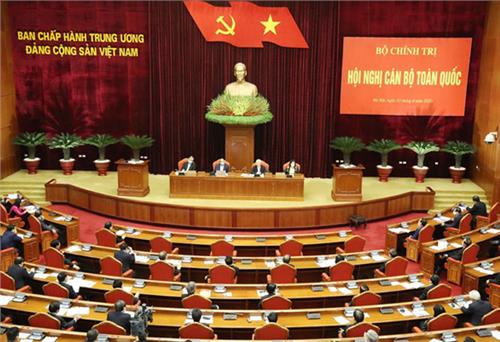 Xuyên tạc công tác nhân sự - chiêu bài “vẽ rắn thêm chân”