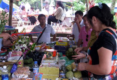 Đền Đá Thiên – Địa điểm du lịch tâm linh lý tưởng