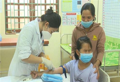 Bắc Kạn: Hàng trăm học sinh nghỉ học vì dịch cúm B