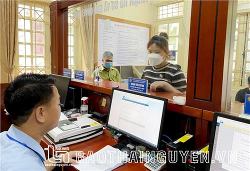 Biên lai điện tử: Đột phá trong cải cách hành chính ở miền núi Định Hóa