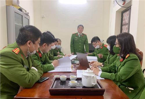 Kiểm tra công tác quản lý, đấu tranh với hành vi vi phạm về vũ khí, vật liệu nổ
