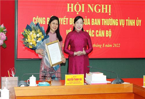 Bổ nhiệm đồng chí Vũ Thị Lan Anh giữ chức Phó Chánh Văn phòng Tỉnh ủy