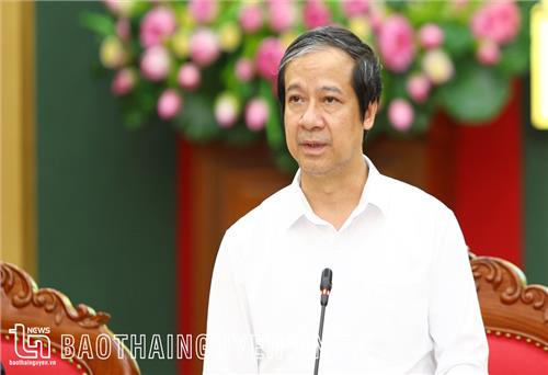 Bộ trưởng Bộ GD&ĐT Nguyễn Kim Sơn khuyến khích Thái Nguyên phát triển các trường ngoài công lập