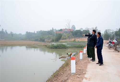Nêu gương trách nhiệm người đảng viên