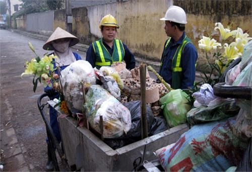 Người phụ nữ tận tụy