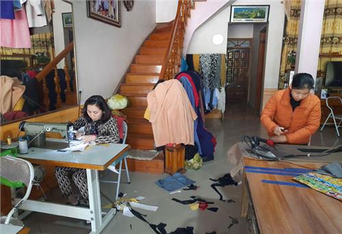 Tiếp sức người dân vùng khó khăn