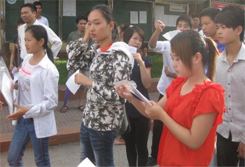 80% thí sinh làm thủ tục dự thi đợt 2