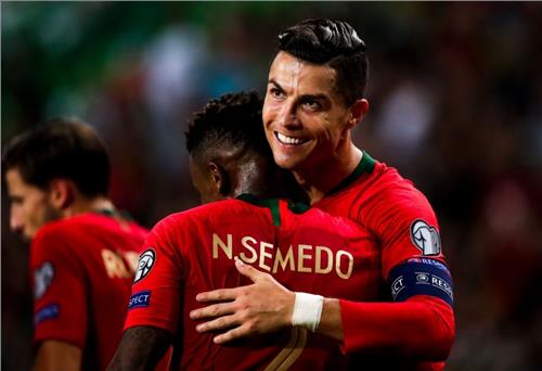 Chuyển nhượng 21/9: Wolves gây sốc khi hỏi mua đồng đội của Ronaldo