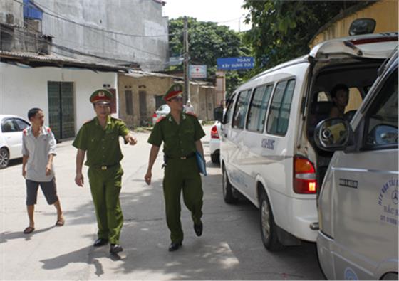 Đấu tranh làm trong sạch địa bàn về ma túy