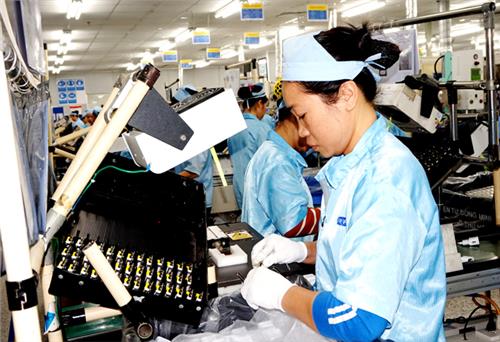 Đầu tư thực hiện nhiều dự án sản xuất công nghiệp