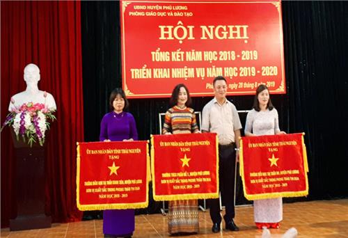 Đẩy mạnh các giải pháp để nâng cao chất lượng giáo dục