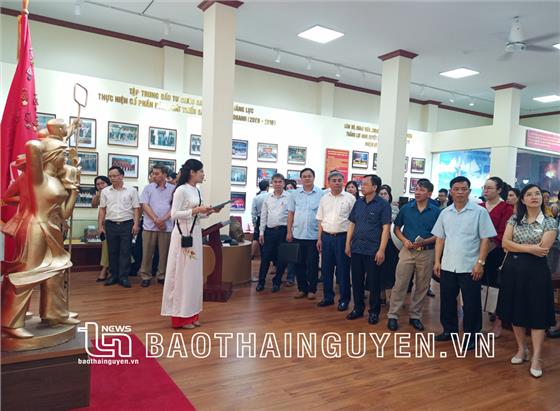Cụm thi đua số 1 ngành Tổ chức xây dựng Đảng triển khai nhiệm vụ 6 tháng cuối năm