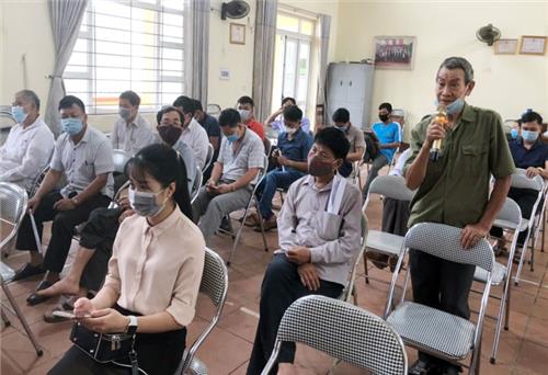 Ứng cử viên đại biểu Quốc hội tiếp xúc cử tri 