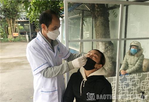 Thái Nguyên: Thêm 735 ca mắc COVID-19