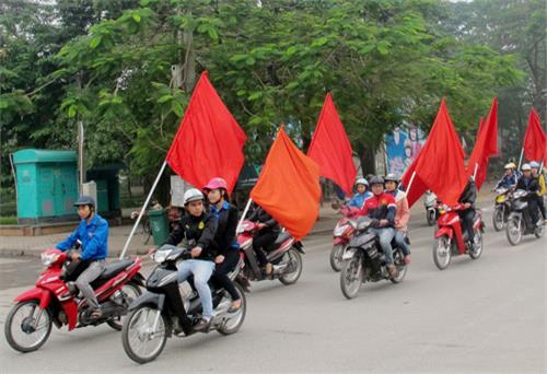 Ra quân  hưởng ứng Tháng hành động phòng chống HIV/AIDS