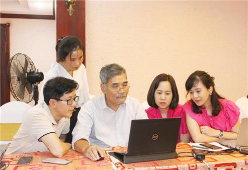 Khơi gợi khả năng sáng tạo đồ họa trên báo điện tử