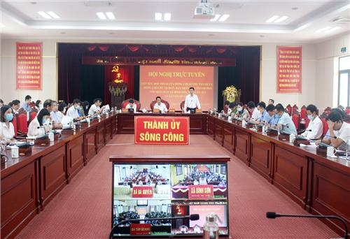 ​Lãnh đạo T.P Sông Công tiếp xúc, đối thoại với nhân dân 