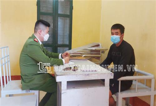 Khởi tố đối tượng gây ra nhiều vụ cướp giật tài sản