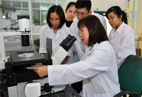 Nhà khoa học nữ gắn sự nghiệp với núi rừng