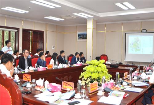 Song Cong city leaders work with investors