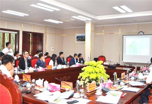Thành ủy Sông Công làm việc với Công ty CP Tập đoàn FLC và Công ty TNHH Dongwha Việt Nam