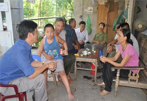 Khó tìm “người lái tàu” là đảng viên ở cơ sở