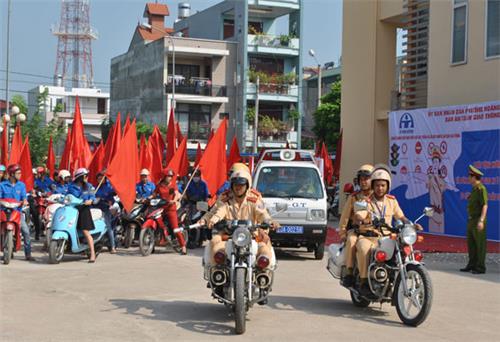 Tăng cường tuyên truyền về an toàn giao thông