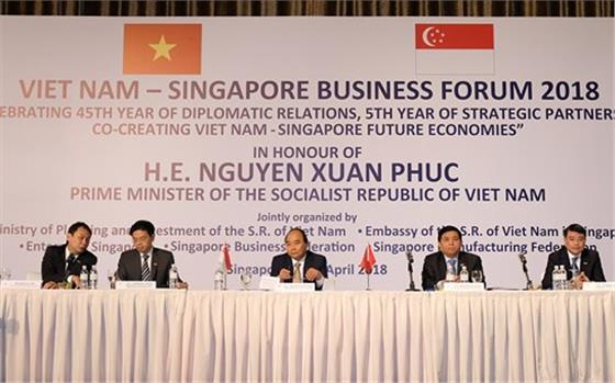 Thủ tướng: Việt Nam đang chào đón các nhà đầu tư Singapore